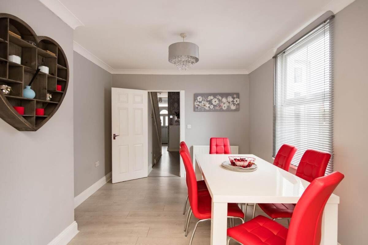 A Wave From It All Great Clacton Extérieur photo